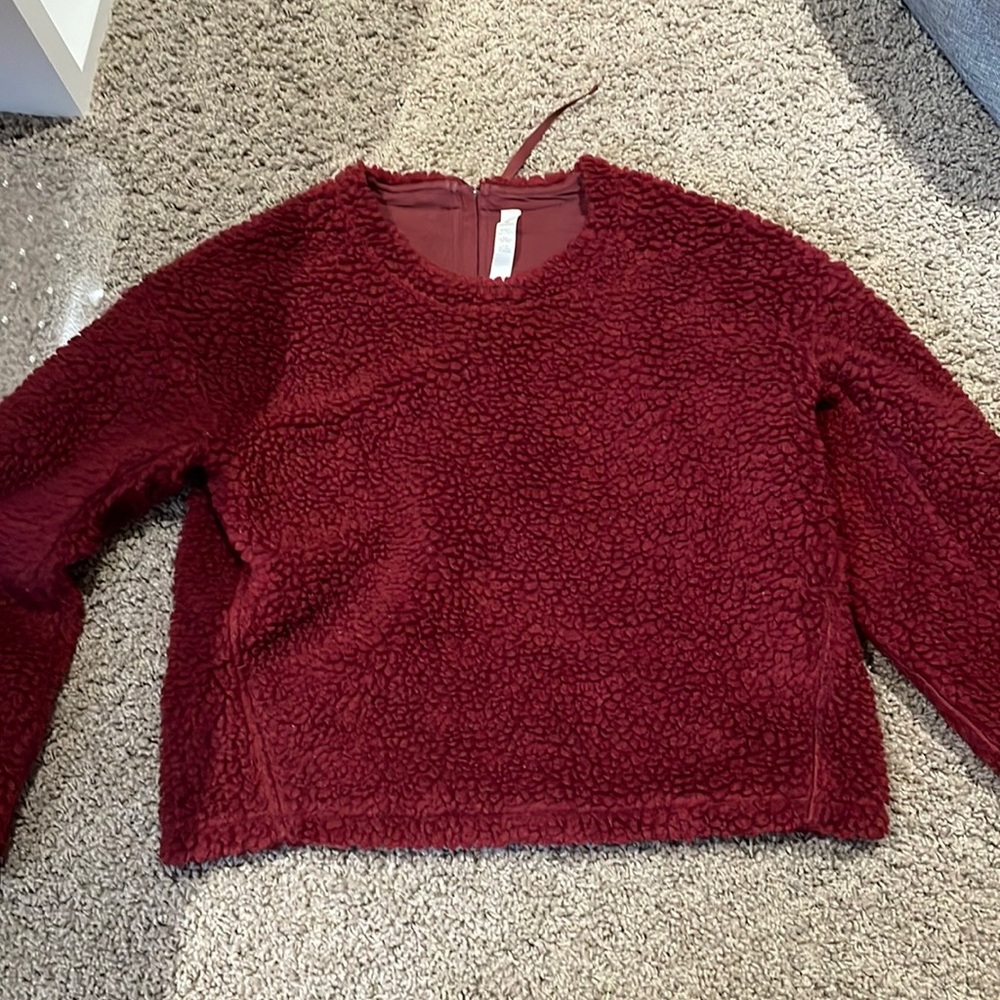 Lululemon crewneck